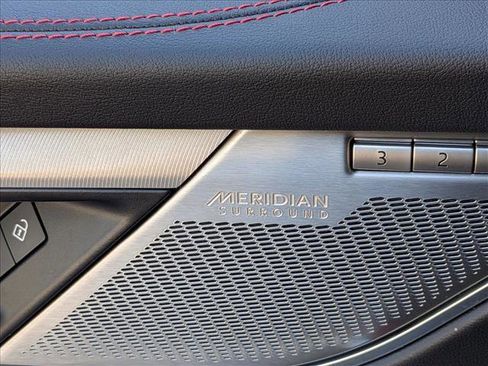 Certified 2025 Jaguar F-PACE R-Dynamic S image 14