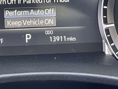 Used 2024 Toyota Highlander XSE image 28