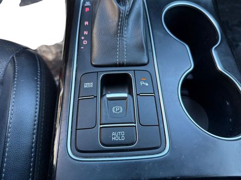 Used 2019 Kia Sorento EX w/ EX Touring Package image 20