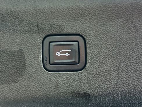 Used 2023 Buick Enclave Essence w/ LPO, Cargo Package image 30