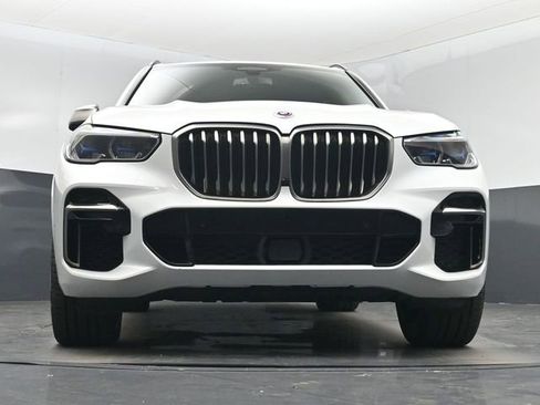Used 2023 BMW X5 M50i w/ Executive Package image 31