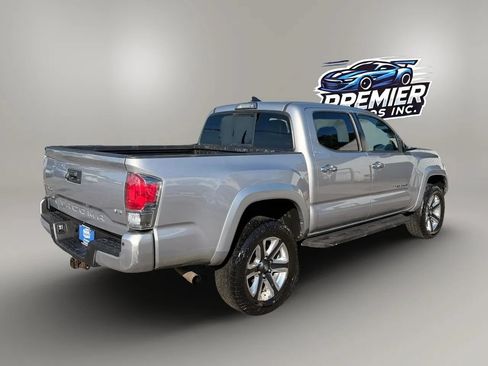 Used 2016 Toyota Tacoma Limited w/ Towing Package AWD/4WD image 7