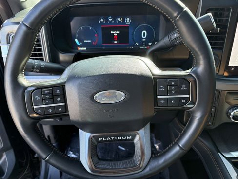 Used 2024 Ford F250 Platinum image 32
