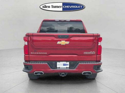 Used 2023 Chevrolet Silverado 1500 High Country w/ High Country Premium Package AWD/4WD image 5