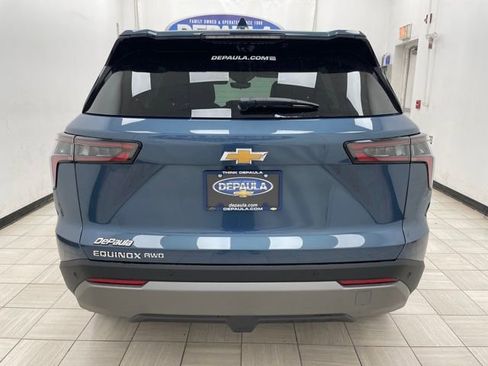 New 2026 Chevrolet Equinox LT w/ Convenience Package II AWD/4WD image 19