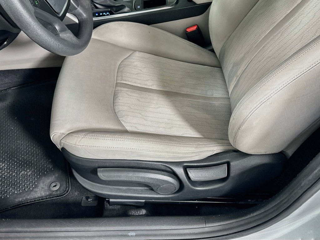 Used 2017 Hyundai Sonata SE FWD image 19