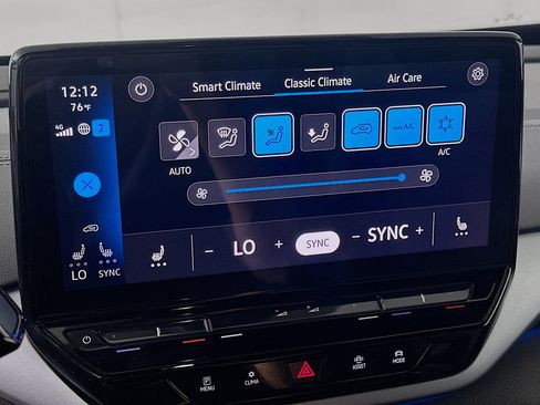 Used 2023 Volkswagen ID.4 2WD image 23