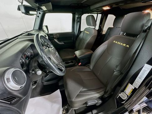 Used 2015 Jeep Wrangler Unlimited Sahara image 18
