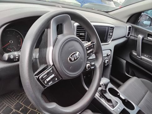 Used 2020 Kia Sportage LX FWD image 8