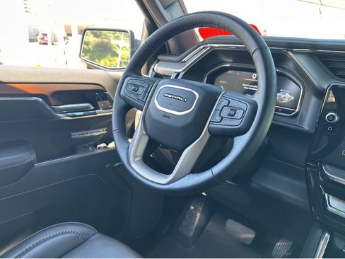 Certified 2025 GMC Sierra 1500 Denali image 5