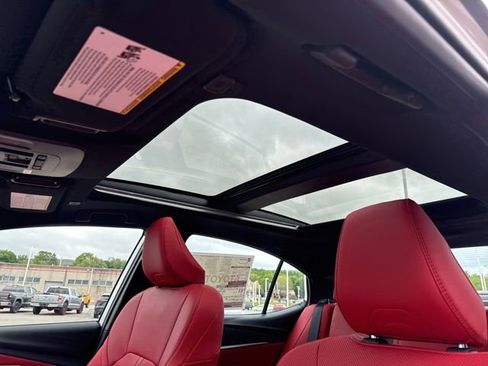 New 2026 Toyota Camry XSE AWD/4WD image 15