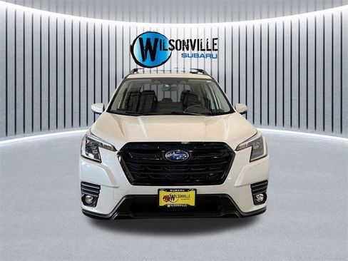 Certified 2024 Subaru Forester Limited w/ Convenience Package image 4