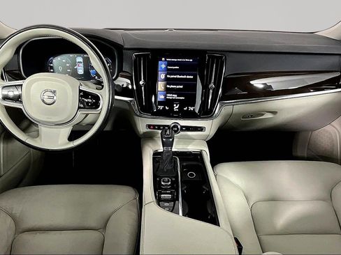 Used 2018 Volvo S90 T5 Momentum w/ Convenience Package AWD/4WD image 7