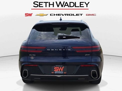 Used 2025 Genesis GV70 2.5T AWD/4WD image 6