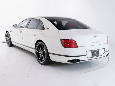 Certified 2024 Bentley Flying Spur W12 AWD/4WD image 3