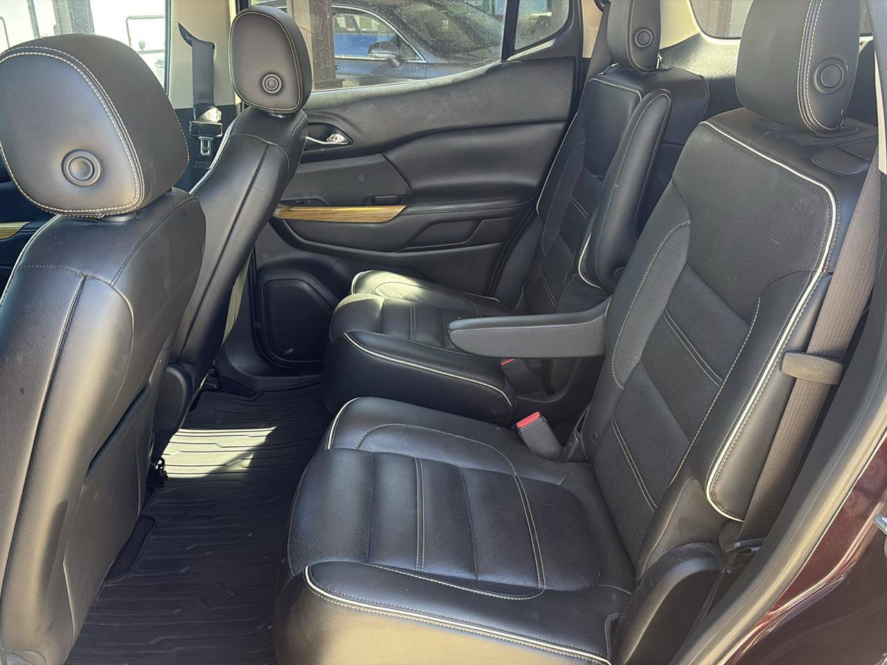 Used 2017 GMC Acadia Denali FWD image 17