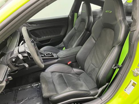 Used 2022 Porsche 911 GT3 image 5