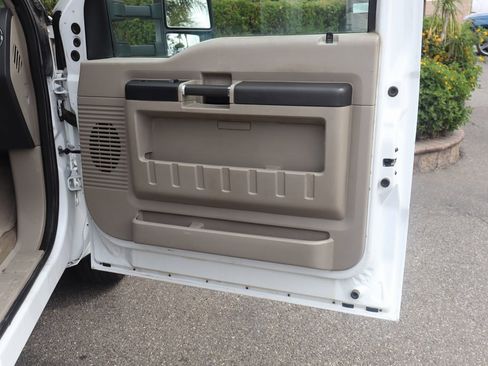 Used 2008 Ford F350 XLT image 26