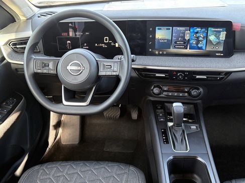 New 2026 Nissan Kicks SV image 11