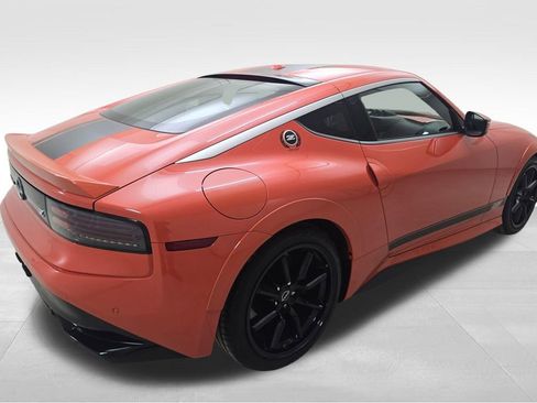 Used 2024 Nissan Z Performance w/ Heritage Edition image 9
