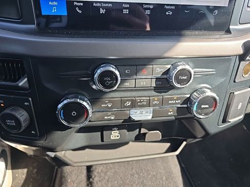 Used 2025 Ford F150 XLT w/ Equipment Group 301A Standard image 17
