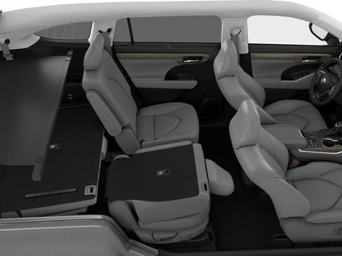New 2026 Toyota Highlander Limited image 9