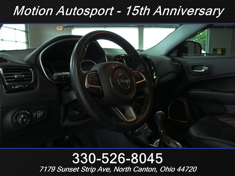 Used 2018 Jeep Compass Limited AWD/4WD image 11