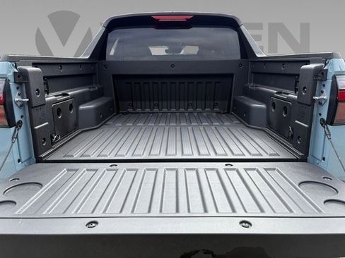 New 2025 Hyundai Santa Cruz SE image 18