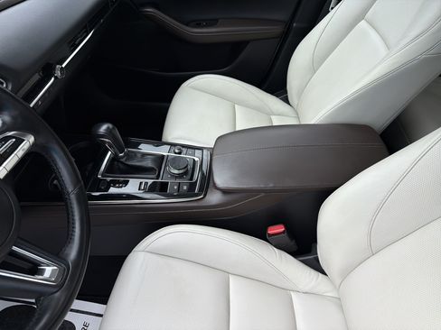 Certified 2023 MAZDA CX-30 AWD 2.5 S w/ Premium Package image 17