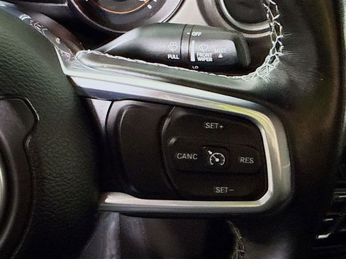 Used 2021 Jeep Wrangler Unlimited Sahara image 23