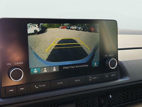 Used 2025 Honda CR-V EX image 9
