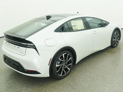 New 2026 Toyota Prius Plug-In Hybrid FWD image 54