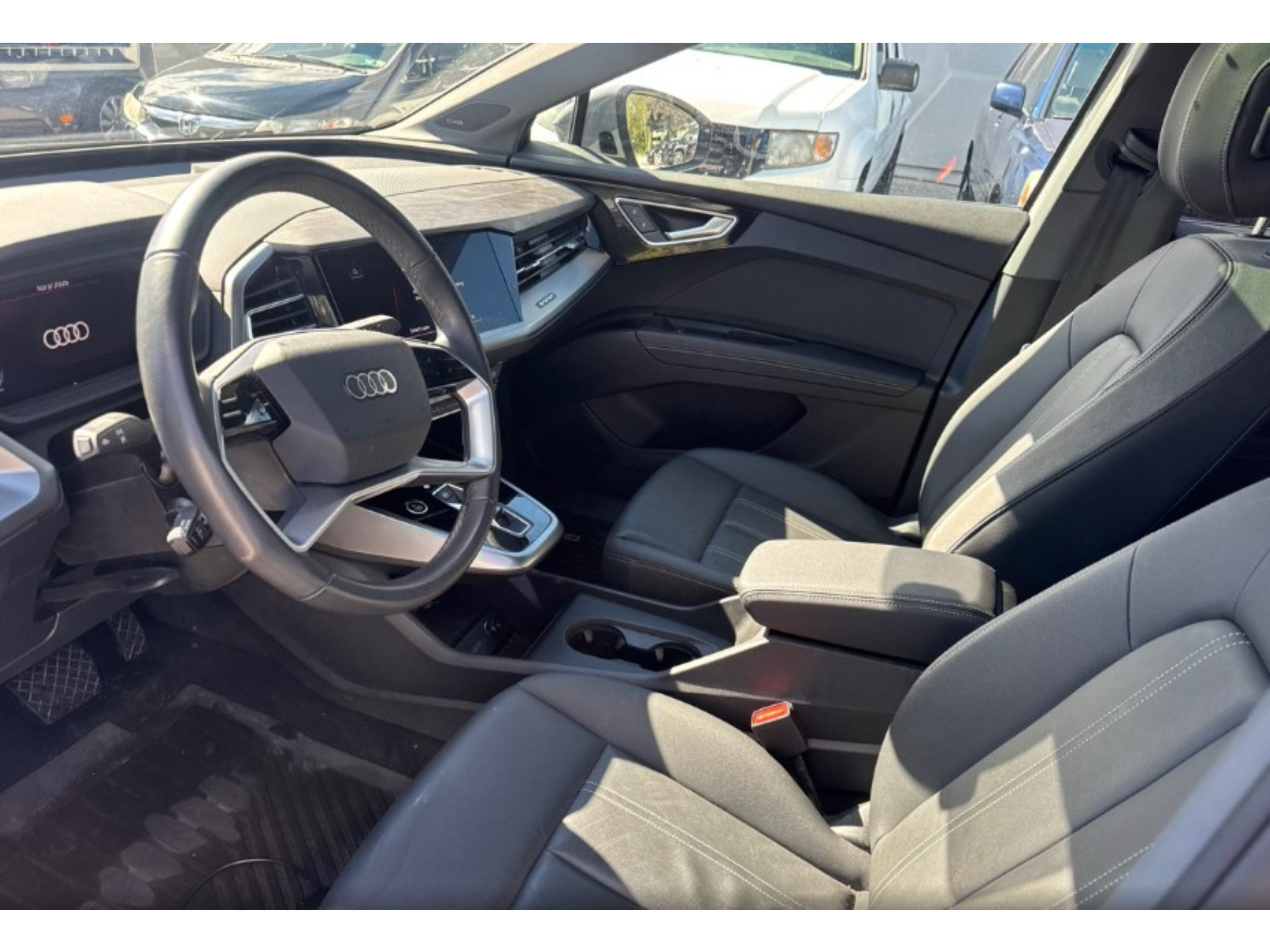 Used 2022 Audi Q4 e-tron Premium Plus AWD/4WD image 5