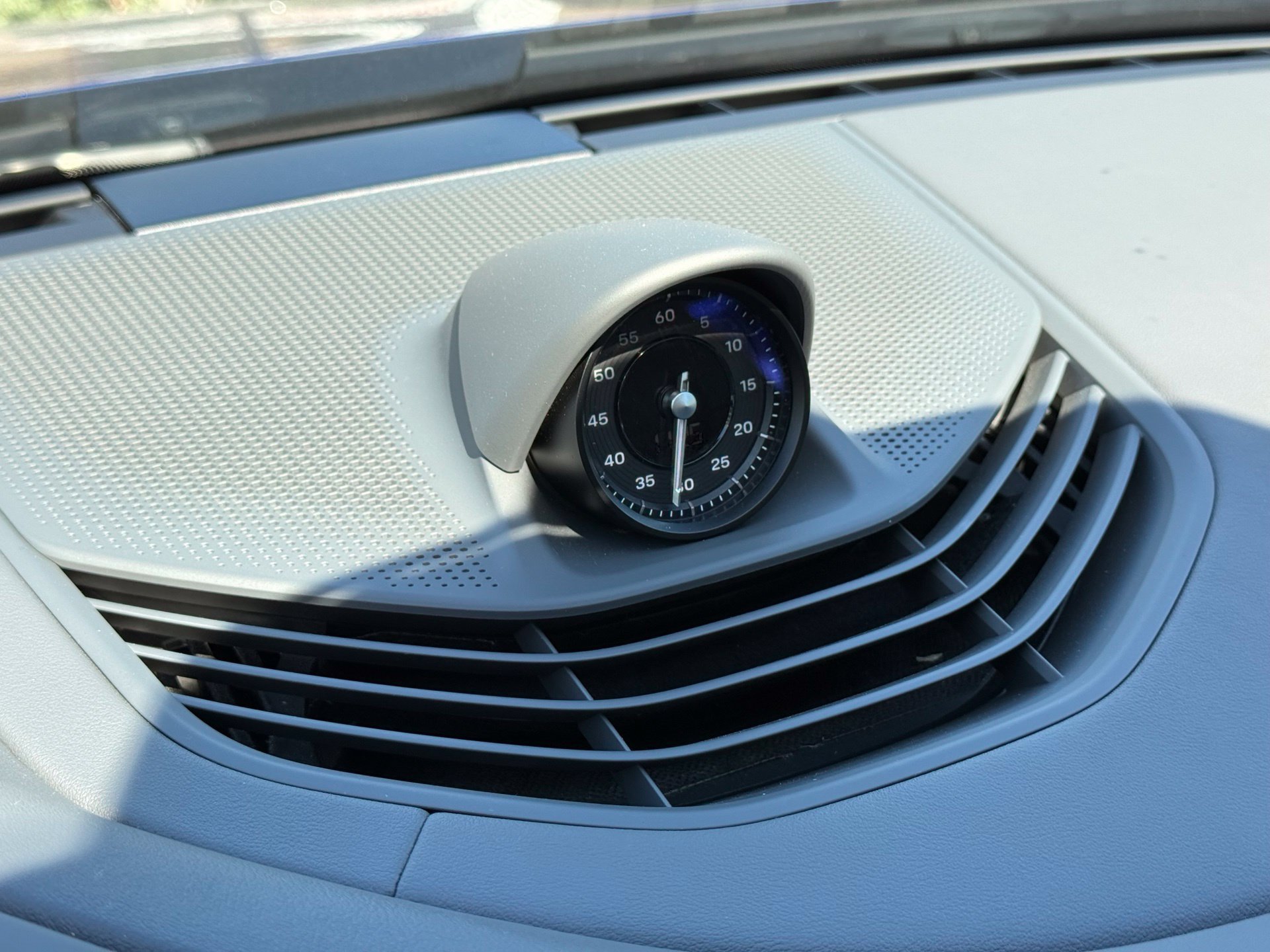 Certified 2023 Porsche Taycan 4S AWD/4WD image 19