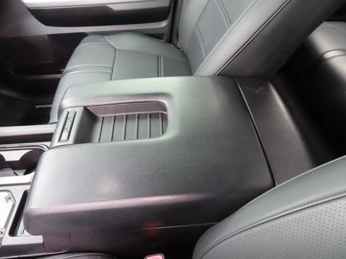 Used 2016 Toyota Tundra SR5 w/ TRD Off Road Package image 37