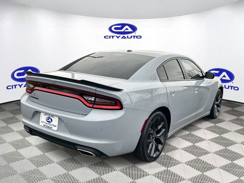 Used 2021 Dodge Charger SXT w/ Blacktop Package image 3