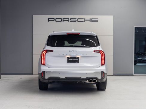 Used 2024 Kia Telluride S image 6