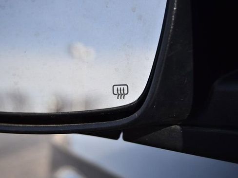 Used 2020 Dodge Journey SE w/ Blacktop Package image 9