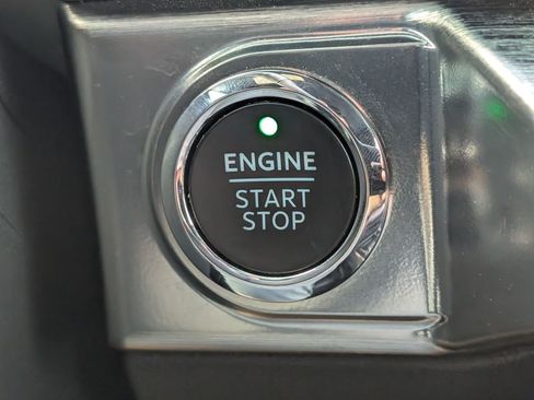 Used 2023 Ford F150 Lariat w/ Equipment Group 502A High AWD/4WD image 32