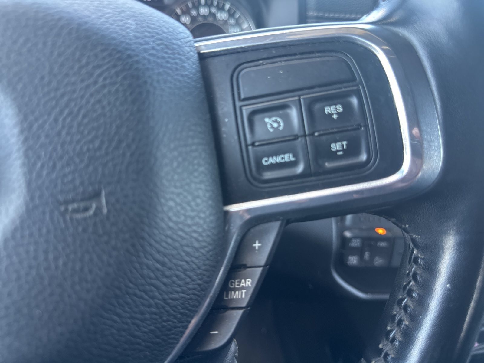 Used 2021 RAM 2500 Laramie AWD/4WD image 16
