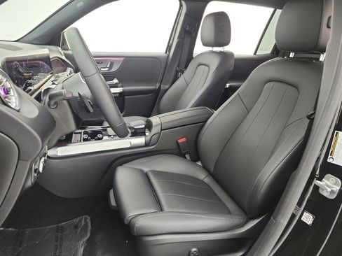 Used 2023 Mercedes-Benz EQB 300 4MATIC image 13
