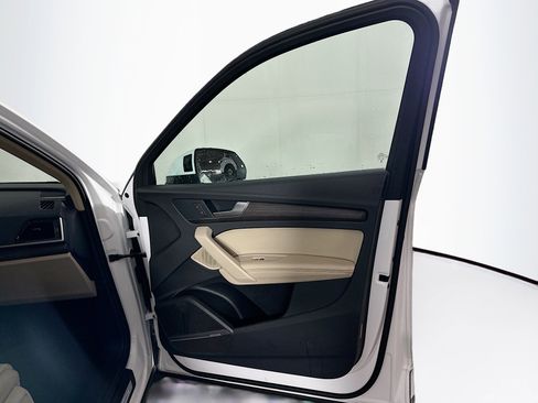 Used 2024 Audi Q5 2.0T Premium Plus image 32