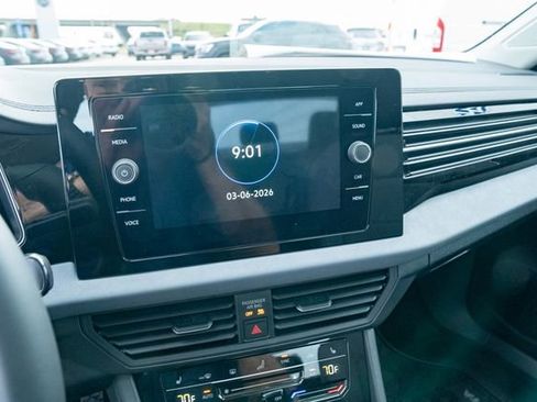 New 2026 Volkswagen Jetta SE image 19