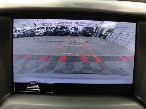 Used 2020 GMC Acadia SLT image 27