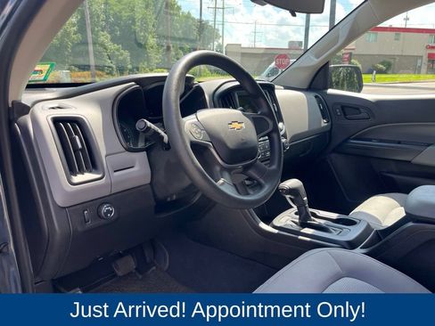 Used 2019 Chevrolet Colorado W/T w/ WT Convenience Package RWD image 9