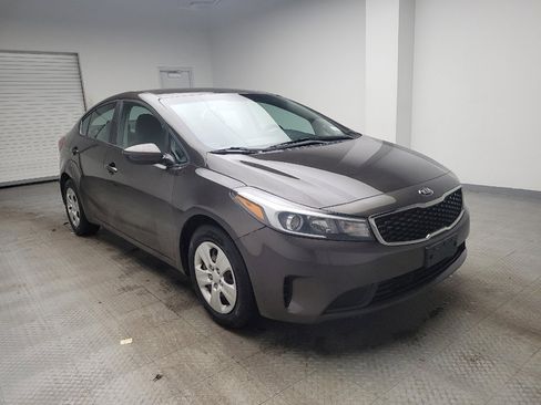 Used 2017 Kia Forte LX w/ LX Popular Package image 11