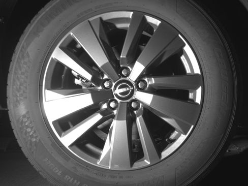 Used 2025 Nissan Pathfinder SV AWD/4WD image 15