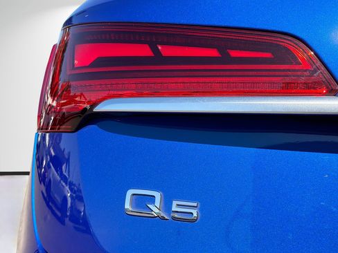 Used 2022 Audi Q5 e Prestige image 10
