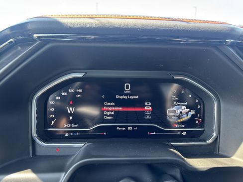 Used 2025 GMC Sierra 2500 AT4 image 17