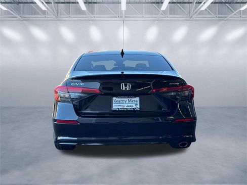 Used 2023 Honda Civic Sport image 5